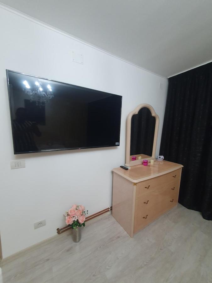 Kriss Apartment Luxury Târgu Jiu Exteriér fotografie